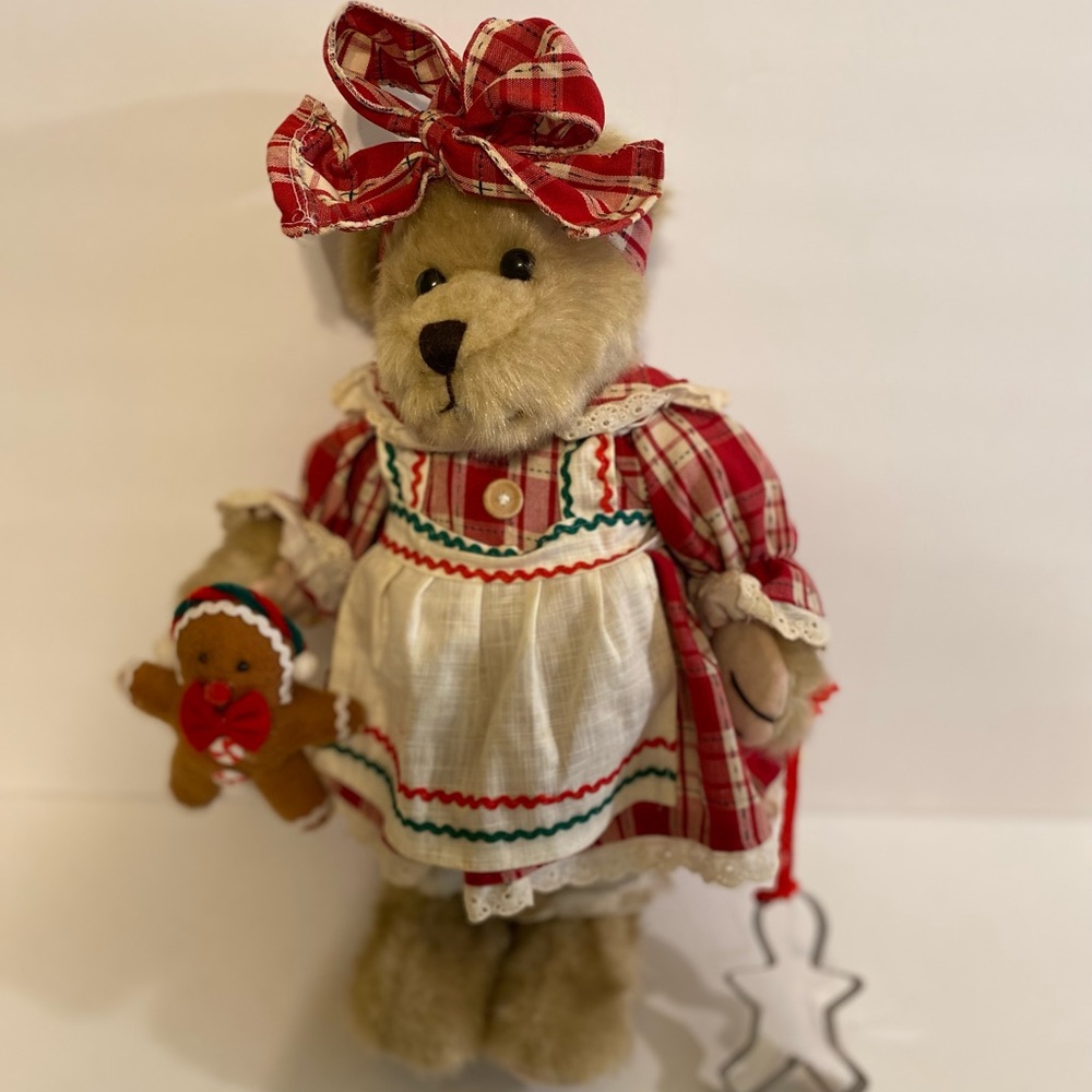 Creative Design - Collectible decorative bear with holiday apron & cooki…